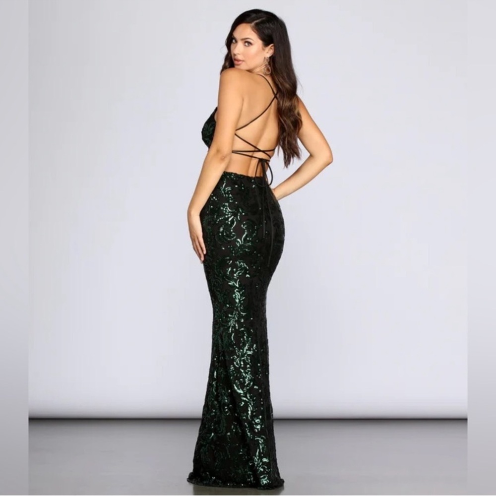 Windsor Taisia Formal Dark Green Sequin Maxi Dress